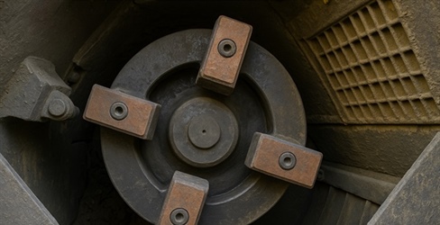 چرا کیفیت روپوش روتور در عملکرد سنگ شکن کوبیت حیاتی است؟